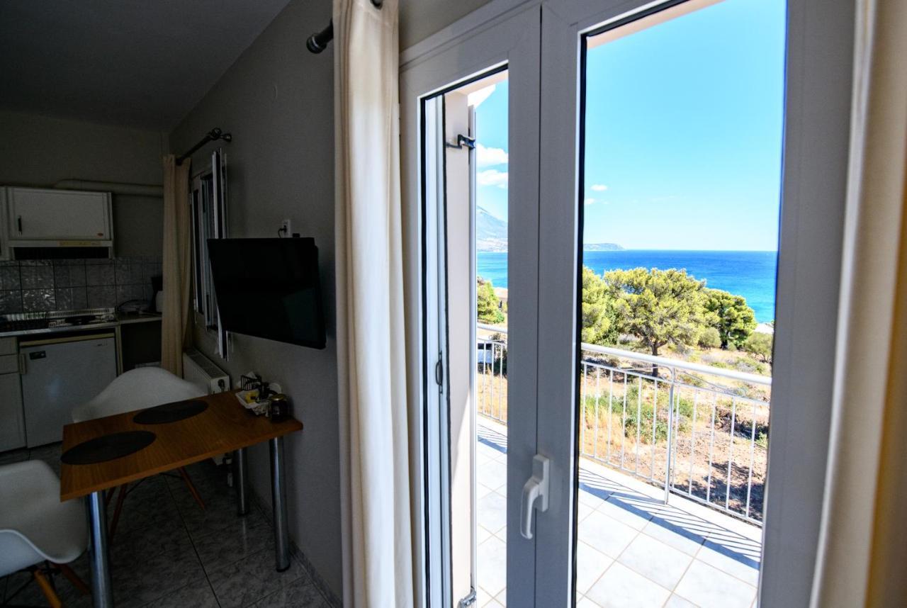 Pessada Bay Studios And Apartments Песада Экстерьер фото