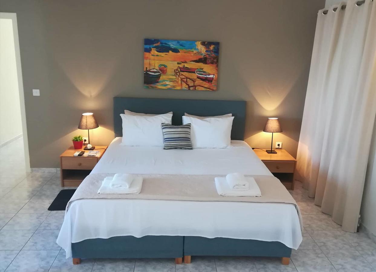 Pessada Bay Studios And Apartments Песада Экстерьер фото