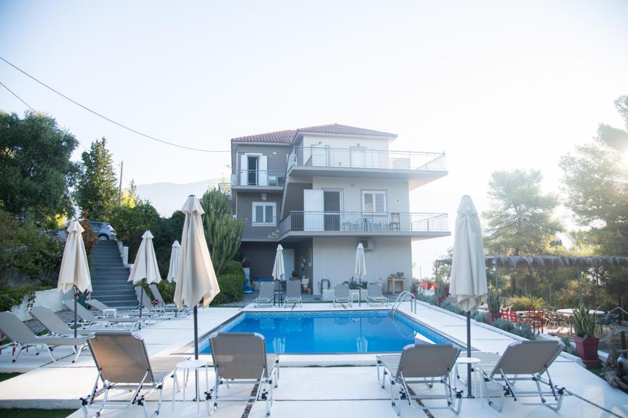 Pessada Bay Studios And Apartments Песада Экстерьер фото